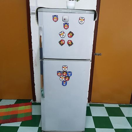 Homestay Che Kiah Куантан Екстериор снимка